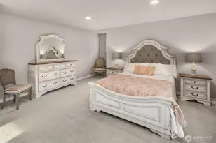 10060 NE Springwood Ln, Bainbridge Island, WA 98110 - Photo 21