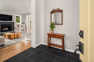 10060 NE Springwood Ln, Bainbridge Island, WA 98110 - Photo 5