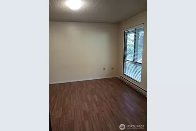 309 S Yantic Avenue, Bremerton, WA 98312 - Photo 11