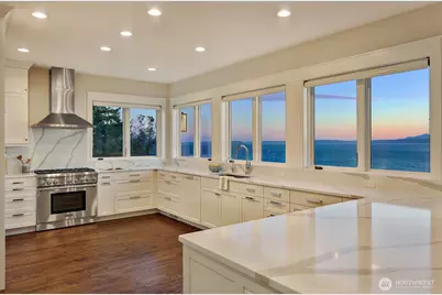 5006 Scurlock Road, Freeland, WA 98249 - Photo 7