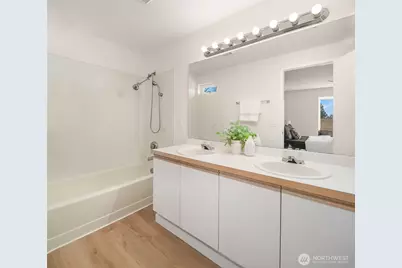 5505 S 236th Place, Kent, WA 98032 - Photo 13