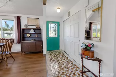 922 140th St E, Tacoma, WA 98445 - Photo 3