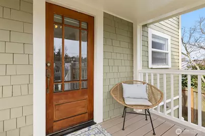 1427 Mlk Jr Way, Seattle, WA 98122 - Photo 3