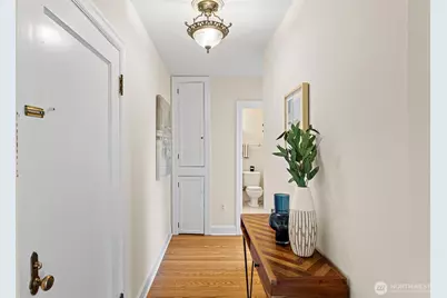 711 Belmont Place E #304, Seattle, WA 98102 - Photo 23