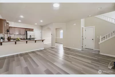 367 Graham Avenue NE, Renton, WA 98059 - Photo 9