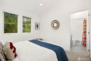 10421 41st Ave SW, Seattle, WA 98146 - Photo 15