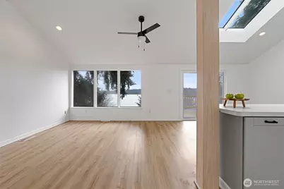 4806 Sunrise Beach Road NW, Olympia, WA 98502 - Photo 7