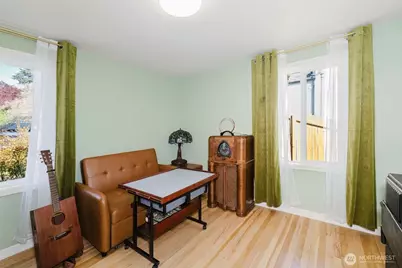 1126 Evans Avenue W, Bremerton, WA 98312 - Photo 15