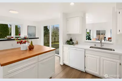 5314 64th Avenue NE, Marysville, WA 98270 - Photo 7