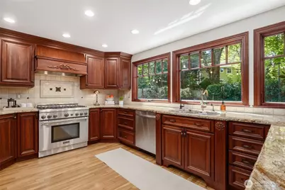 2726 209th Avenue NE, Sammamish, WA 98074 - Photo 11