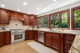 2726 209th Ave NE, Sammamish, WA 98074 - Photo 11