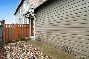 18117 135th St E, Bonney Lake, WA 98391 - Photo 39
