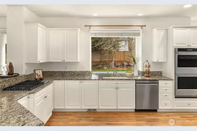 122 245th Place SE, Sammamish, WA 98074 - Photo 11