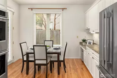 122 245th Place SE, Sammamish, WA 98074 - Photo 15