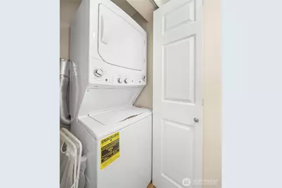 4727 W Lake Sammamish Parkway SE #B201, Issaquah, WA 98027 - Photo 17