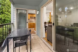 4727 W Lake Sammamish Pkwy SE, Issaquah, WA 98027 - Photo 19