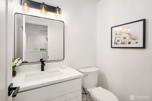 21221 SE 13th Pl, Sammamish, WA 98075 - Photo 17