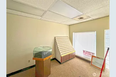 25 Main Street S, Omak, WA 98841 - Photo 5