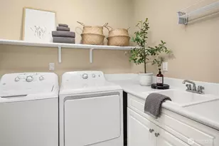 1805 134th Ave SE, Bellevue, WA 98005 - Photo 27