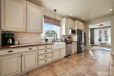 2880 Creasey Road, Custer, WA 98240 - Photo 13