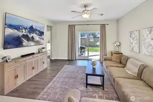 227 Jasmine Ln N, Enumclaw, WA 98022 - Photo 11