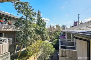 952 100th Ave NE, Bellevue, WA 98004 - Photo 15