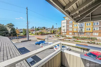 952 100th Avenue NE #236, Bellevue, WA 98004 - Photo 13