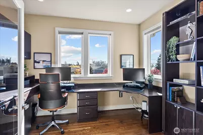 831 Northstream Lane, Edmonds, WA 98020 - Photo 11