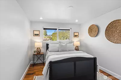 831 Northstream Lane, Edmonds, WA 98020 - Photo 27