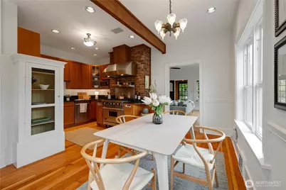 6737 27th Avenue NW, Seattle, WA 98117 - Photo 7