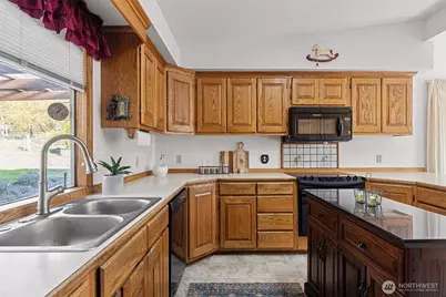 288 Torrence Lane, Oak Harbor, WA 98277 - Photo 15