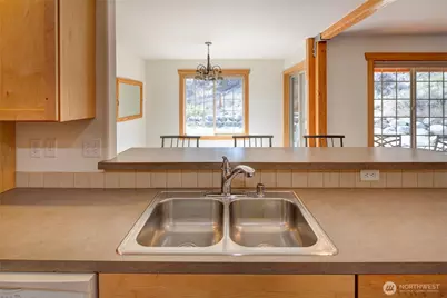 307 2 Cascadian Lane #32, Winthrop, WA 98862 - Photo 9