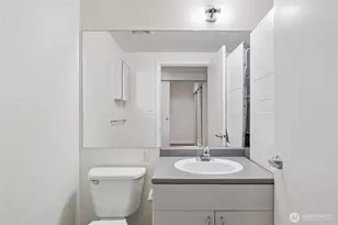 66 Bell St, Seattle, WA 98121 - Photo 17