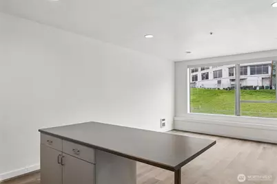 66 Bell Street #23, Seattle, WA 98121 - Photo 11