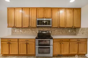 19802 101st St E, Bonney Lake, WA 98391 - Photo 5