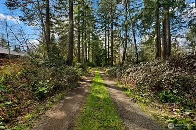 8165 Orchard Avenue SE, Port Orchard, WA 98367 - Photo 23