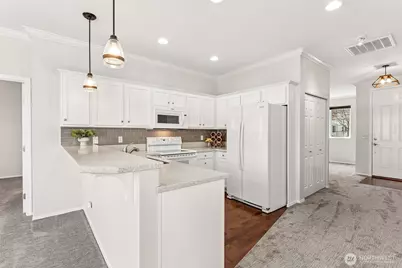 520 Bungalow Drive NW, Olympia, WA 98502 - Photo 9