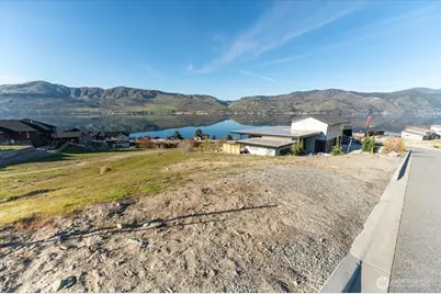 256 Apple Avenue, Chelan, WA 98816 - Photo 13