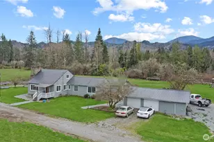 9040 Thunderbird Ln, Concrete, WA 98237 - Photo 5