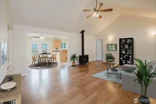 330 Flower Meadows St, Port Orchard, WA 98366 - Photo 5