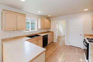 330 Flower Meadows St, Port Orchard, WA 98366 - Photo 11