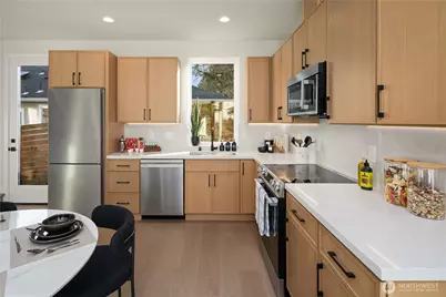 7324 7th Place SW #B, Seattle, WA 98106 - Photo 7