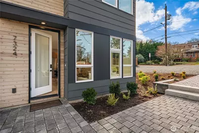 7324 7th Place SW #B, Seattle, WA 98106 - Photo 3