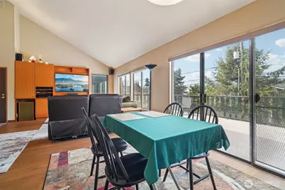 18805 SE 42nd Street, Issaquah, WA 98027 - Photo 7