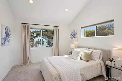 3239 61st Avenue SW, Seattle, WA 98116 - Photo 23