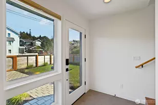 3239 61st Ave SW, Seattle, WA 98116 - Photo 25