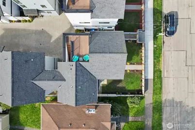 3239 61st Avenue SW, Seattle, WA 98116 - Photo 37