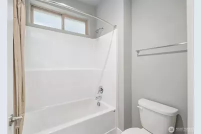 13405 Edmunds Parkway E, Bonney Lake, WA 98391 - Photo 21