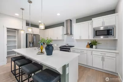 13405 Edmunds Parkway E, Bonney Lake, WA 98391 - Photo 7