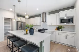 13405 Edmunds Pkwy E, Bonney Lake, WA 98391 - Photo 7